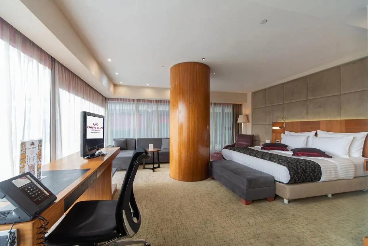 Crowne Plaza Istanbul Harbiye By Ihg Hotell