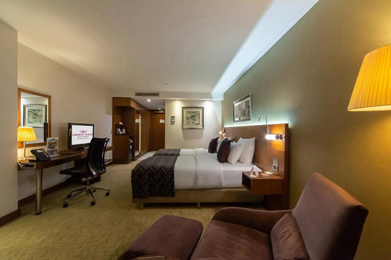 Hotel Crowne Plaza Istanbul Harbiye By Ihg