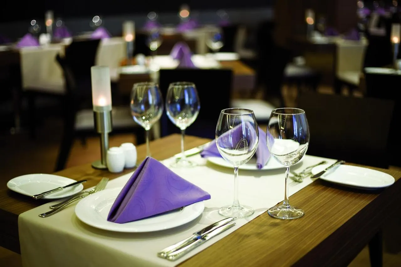Hotel Crowne Plaza Istanbul Harbiye By Ihg
