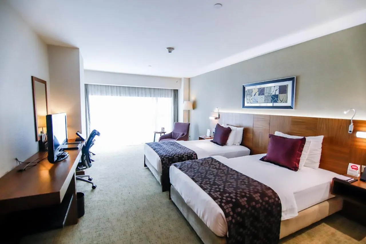 Hotel Crowne Plaza Istanbul Harbiye By Ihg