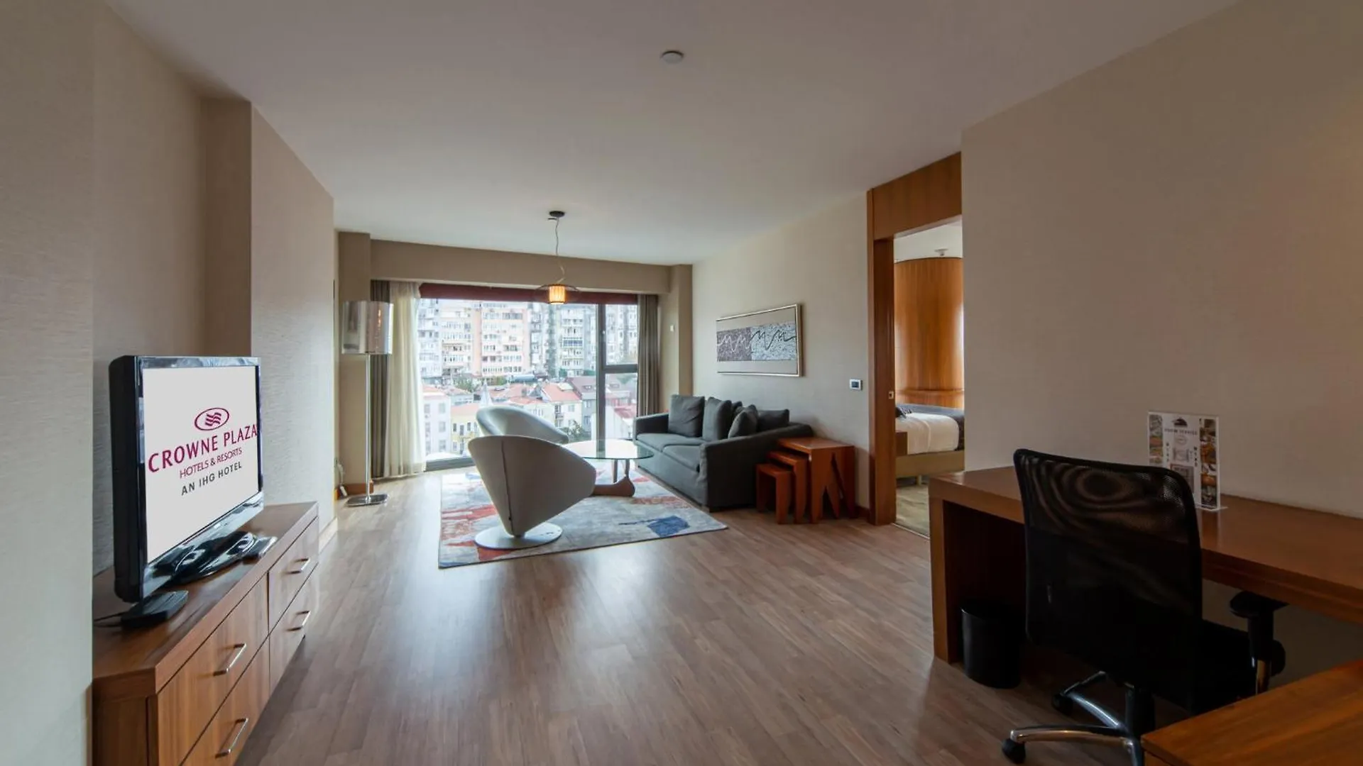 Hotel Crowne Plaza Istanbul Harbiye By Ihg